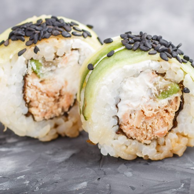 Tuna Roll.